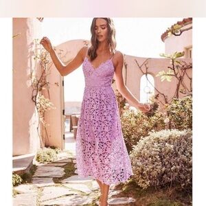 ASTR The Label Lilac Lace Midi Dress